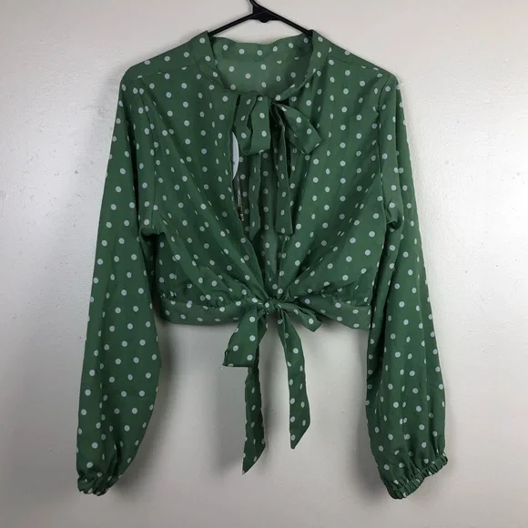 NWT Boohoo Petite High Neck Tie Back Spot Blouse - Picture 3 of 6